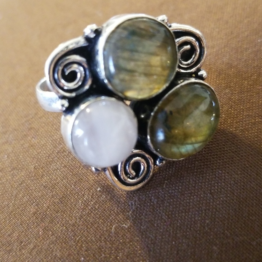 Size 8 sterling, labradorite rose quarts ring